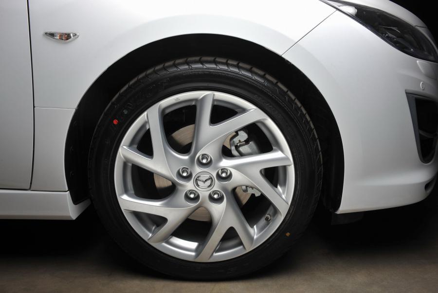  Mazda6 2011 года  (фото 74 из 113)